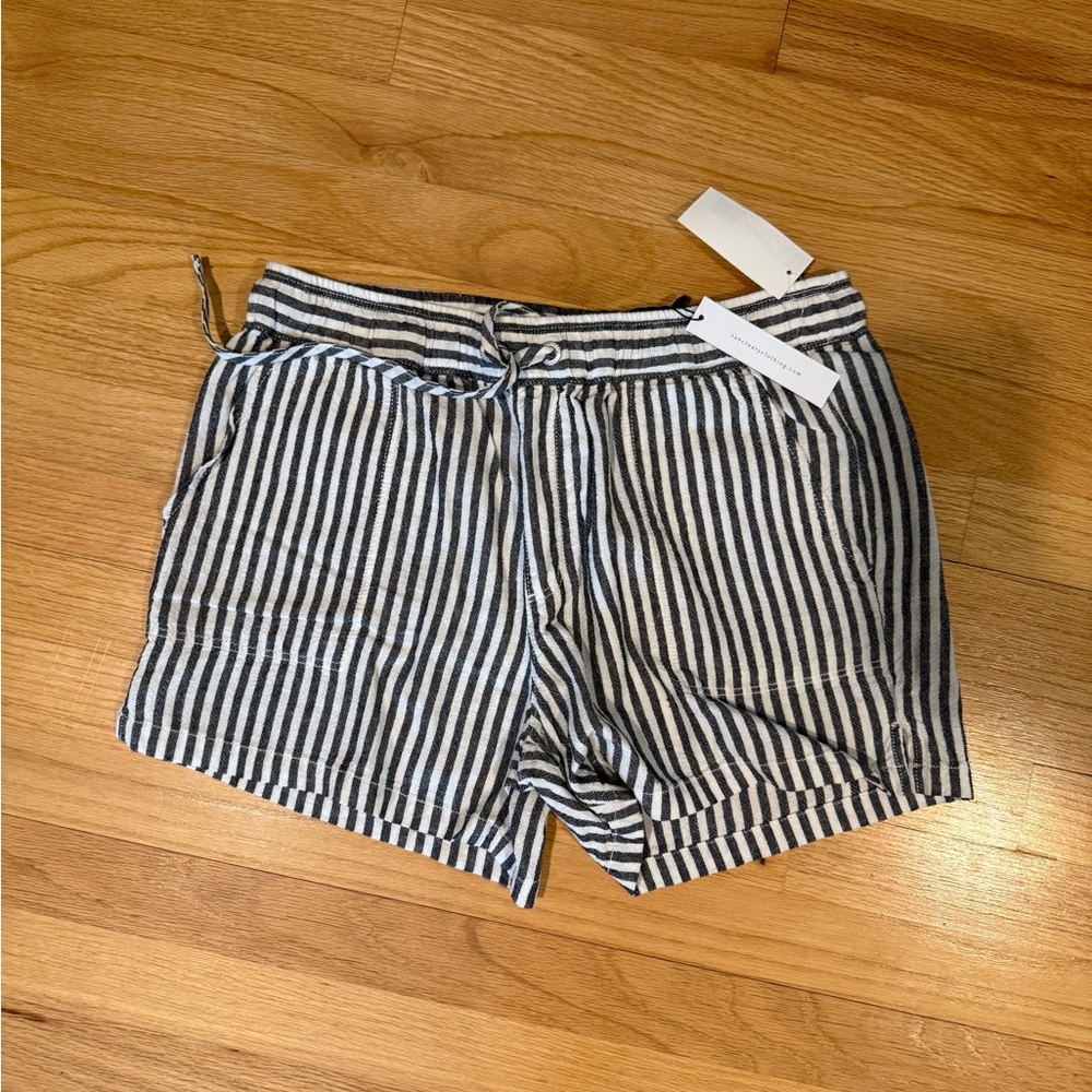 Sanctuary Striped Women's Shorts size medium NWT